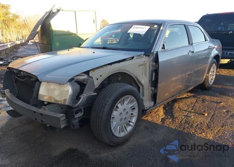 2006 Chrysler 300 z USA, uszkodzony, nr VIN 2C3KA43R86H501881